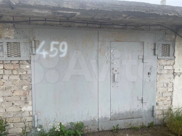 Гараж, > 30 м²