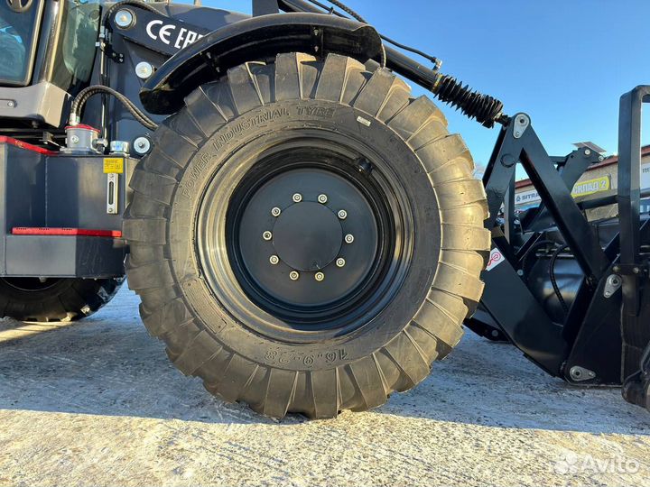 Экскаватор-погрузчик REDSTAR WZM 4PRO, 2025