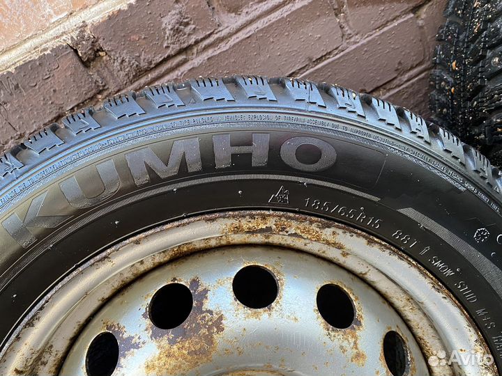 Kumho I'Zen KW22 185/65 R15