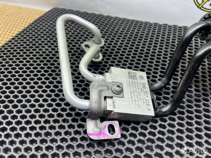 Трубка системы охлаждения АКПП Volkswagen Tiguan 1