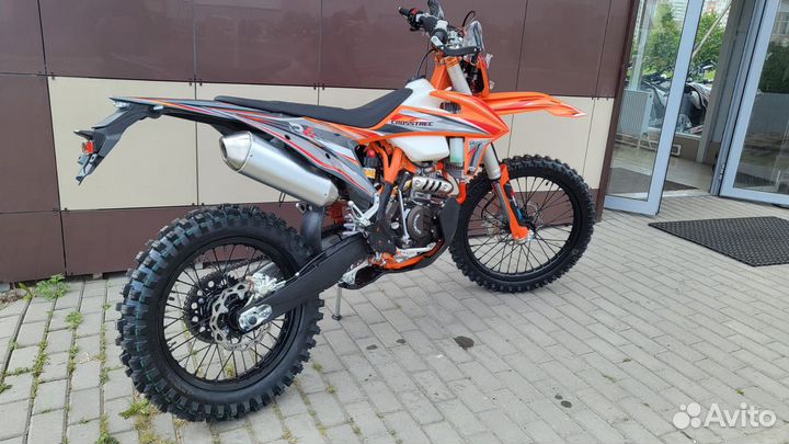 Мотоцикл Regulmoto Crosstrec 300