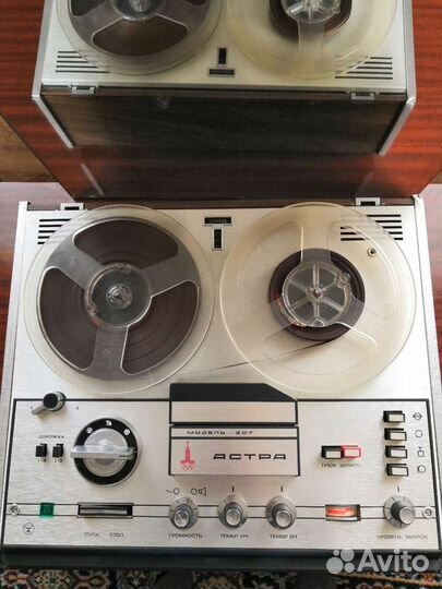 Катушечный магнитофон