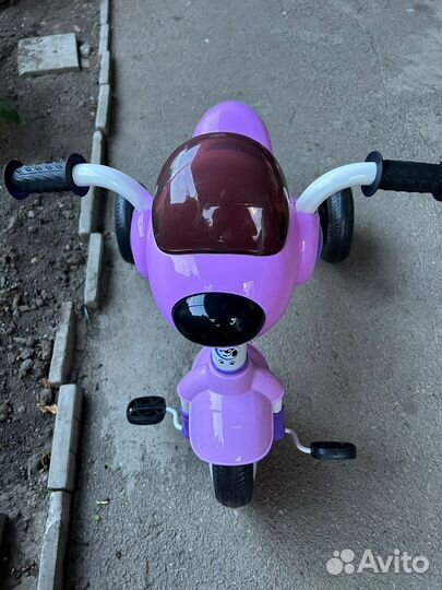 Детский трехколесный велосипед