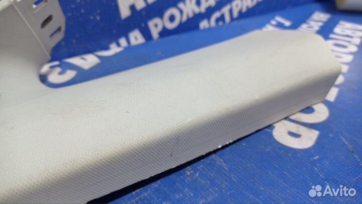 Обшивка задней стойки Ford Focus 3 седан pnda 2012