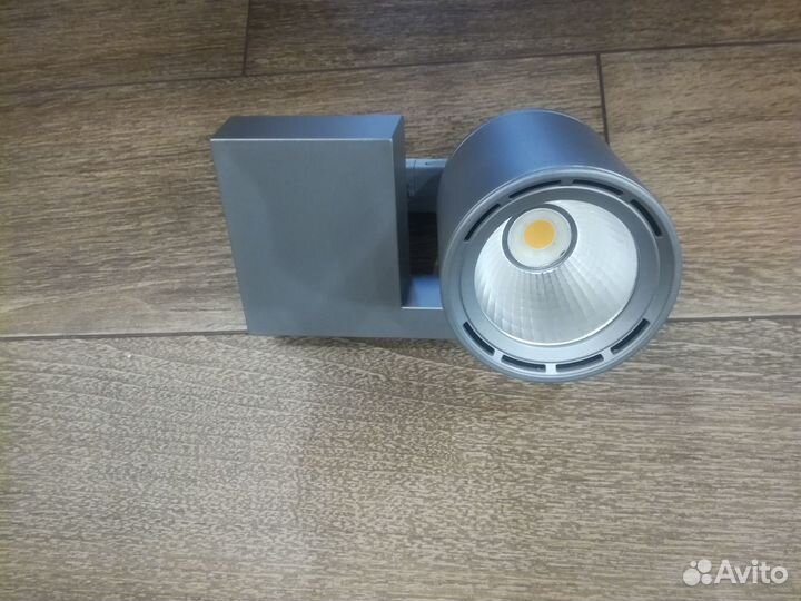 Трековые светильники lival LED Alert 38,7W