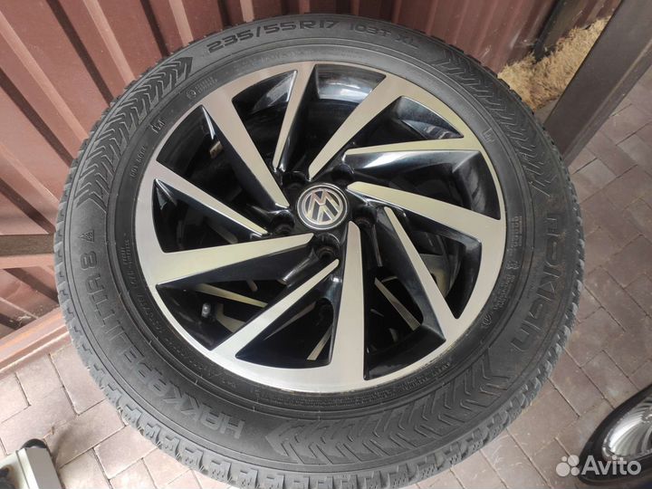 Nokian Tyres Hakkapeliitta 8 235/55 R17 103T