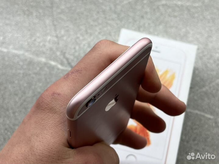 iPhone 6S, 32 ГБ