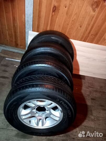 Nokian Tyres NRV 255/65 R16