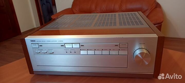 Усилитель Yamaha A-2000A