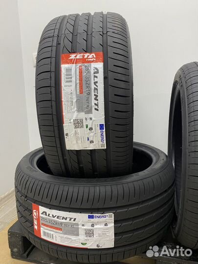 Zeta Alventi 255/35 R19 и 225/40 R19 93Y