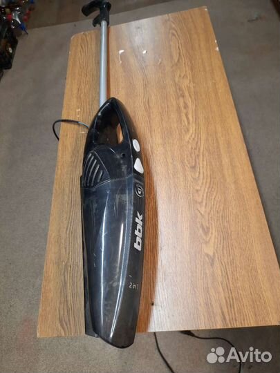 Пылесос Вертикальный BBK BV2511