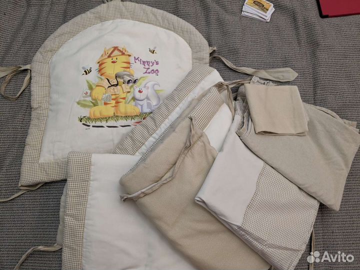 Комплект в детскую кроватку бортики, бель