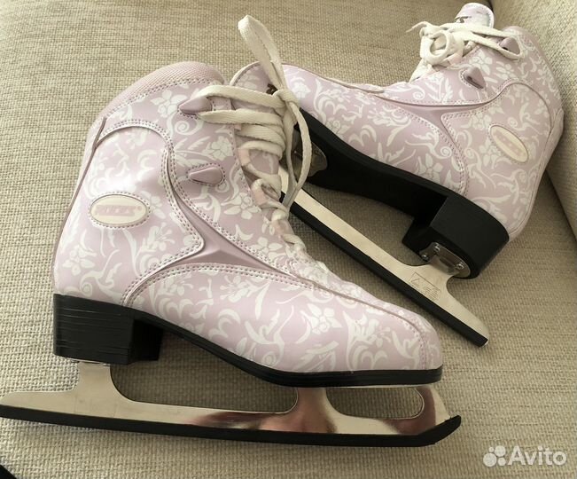 Коньки фигурные Roces женские