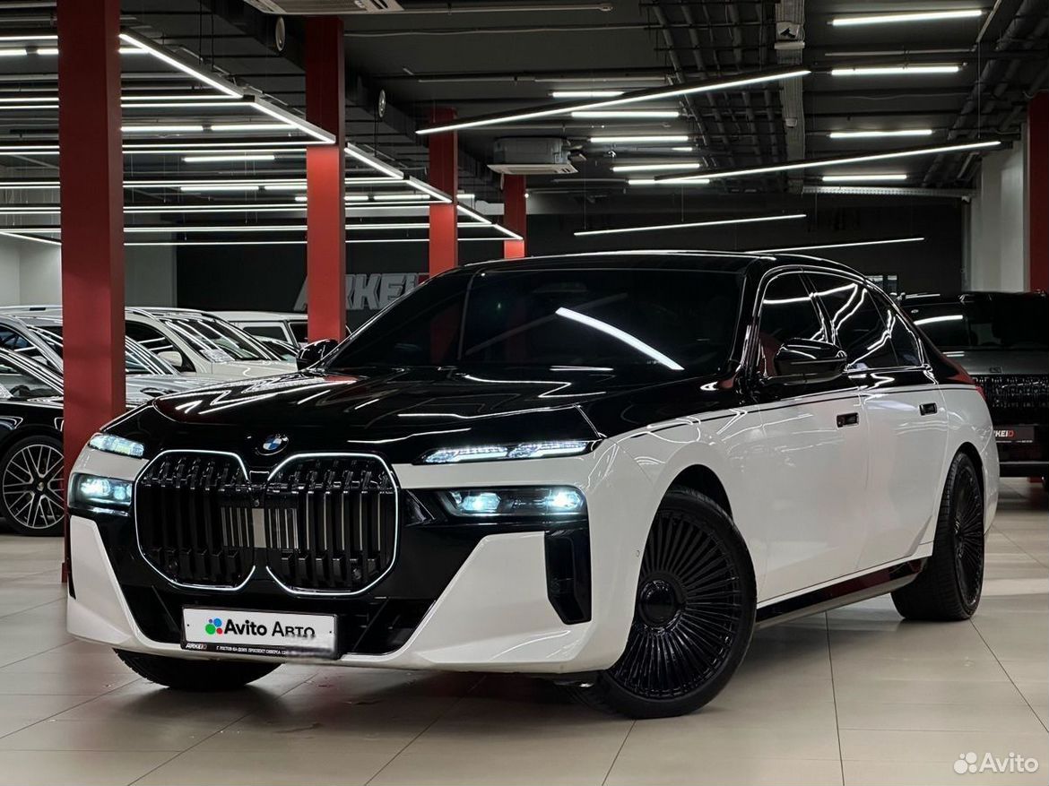 BMW 7 серия 3.0 AT, 2023, 80 455 км