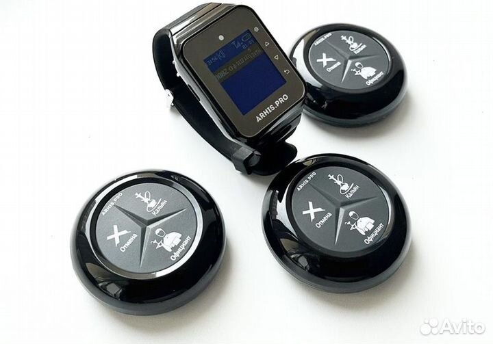 Кнопка вызова официанта с часами в кальянную