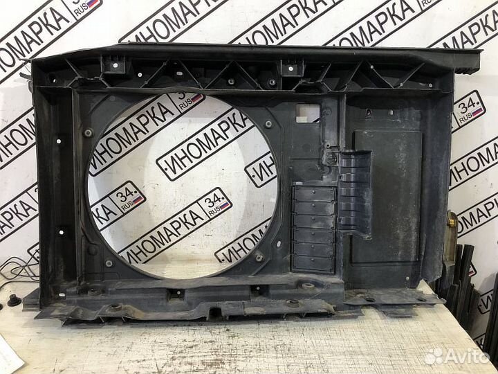 Рамка радиатора Peugeot 408 1.6 EP6 120лс