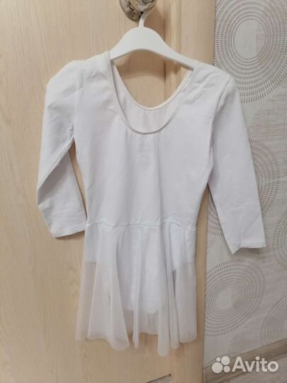 Гимнастический купальник с юбкой