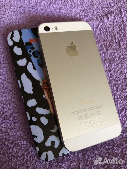 Телефон iPhone 5s