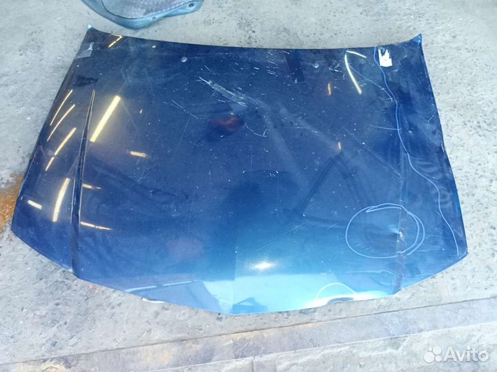 Капот на Nissan Almera Classic B10