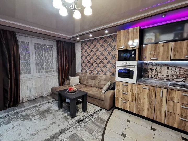 2-к. квартира, 64 м², 11/17 эт.