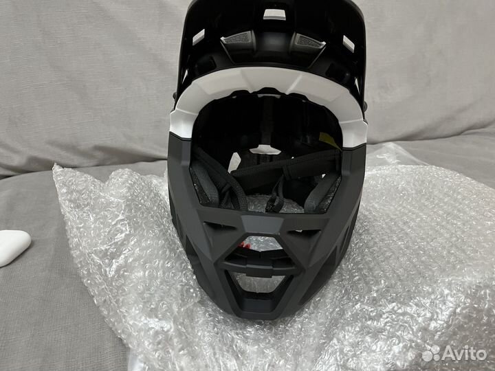 Велошлем фулфейс