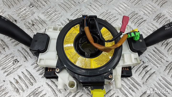 Переключатель поворотов подрулевой Kia Cerato