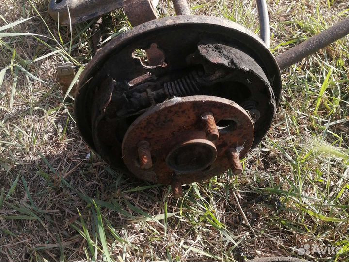 Задняя балка в сборе toyota corolla ae100