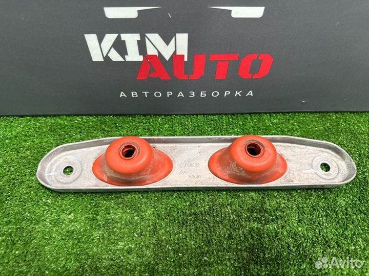 Кронштейн глушителя Skoda Octavia A7 1.6 cwva 2018