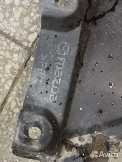 Подкрылок передний левый Mazda CX-5 2017-22