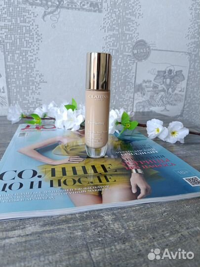 Clarins Устойчивый тональный крем 108.5w cashew