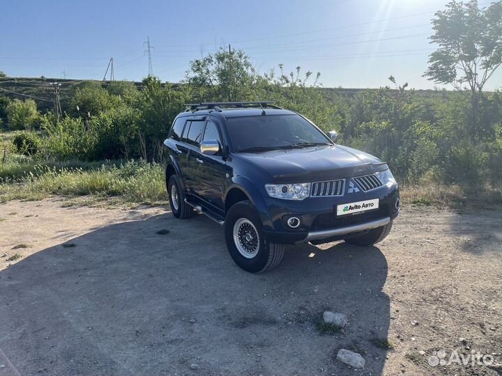 Mitsubishi Pajero Sport 2.5 AT, 2011, 130 000 км