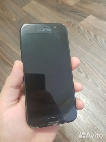 Samsung Galaxy A5 (2017) SM-A520F/DS, 3/32 ГБ