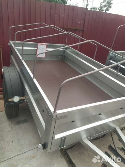 Прицеп на легковой автомобиль