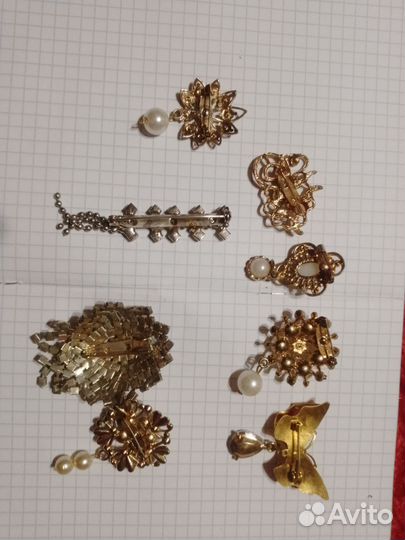 Броши одним лотом