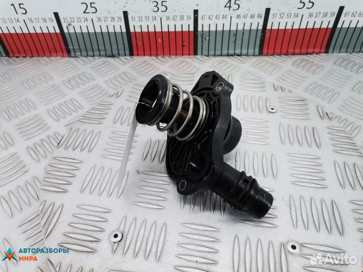 Корпус термостата BMW 3 F30/F31/F34 2011