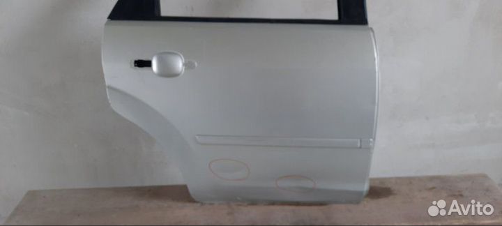 Дверь боковая задняя правая Ford Focus CB4 shdb