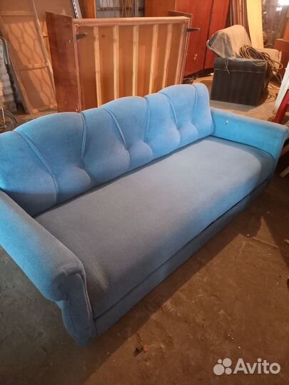 Продаю диван