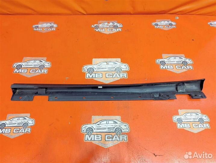 Порог пластиковый правый w212 E-class 651.924 2