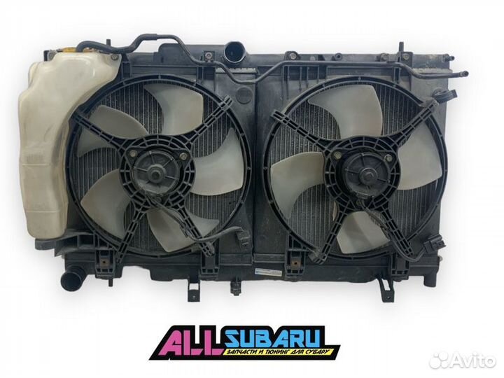 Радиатор охлаждения двигателя Subaru Legacy BE5