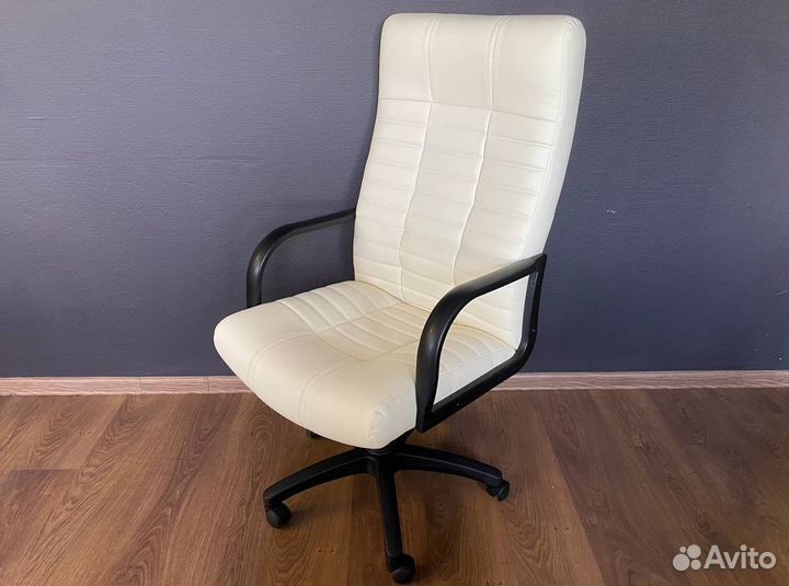 Офисное кресло. Доставка до двери