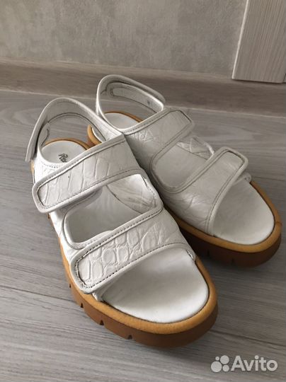 Сандалии RoccoP