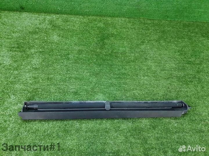 Шторка двери задняя левая Hyundai Santa Fe 4 TM (2018-н.в.)