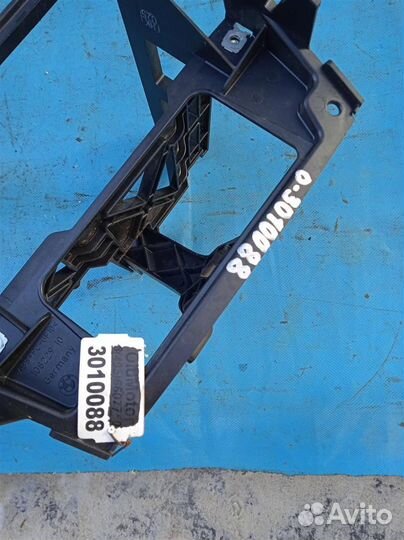 Функциональный кронштейн панели приборов BMW 3-се