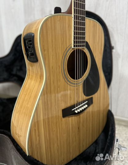 Гитара Yamaha FGX-B1N