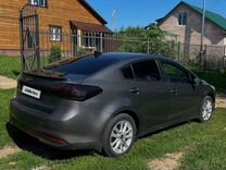 Kia Cerato 2.0 AT, 2019, битый, 143 000 км, с пробегом, цена 1 797 000 руб.