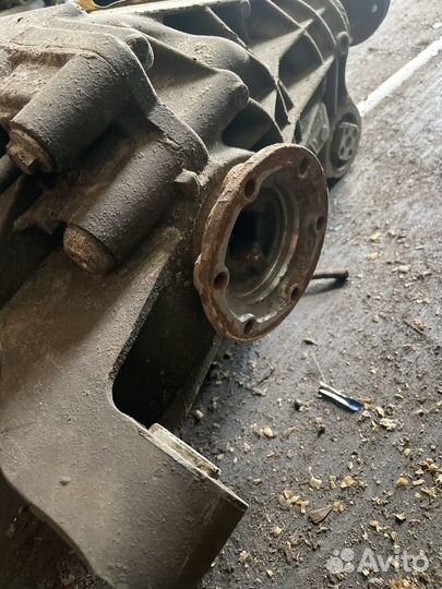 Редуктор задний Volkswagen touareg