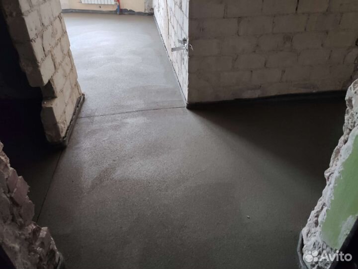 Полусухая стяжка пола механизированная