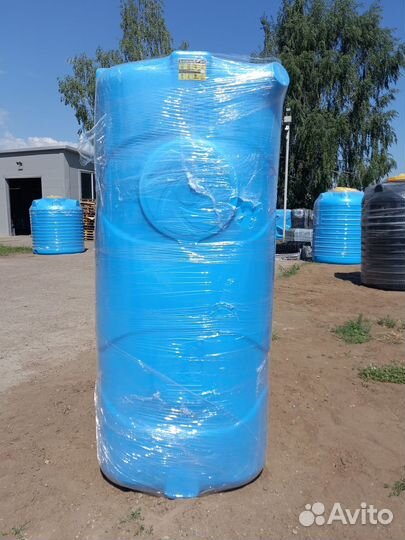 Баки 1000 л. для воды или солярки в дом