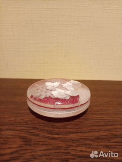 Пудренница оргстекло