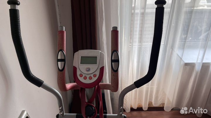 Эллиптический тренажер